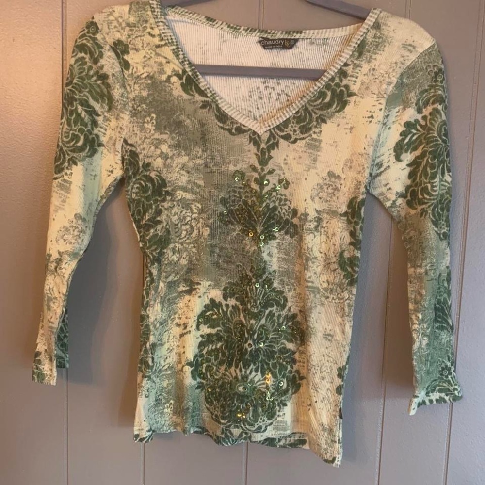 Chaudry KC Green and Cream V-Neck Women's Top